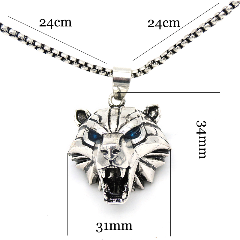 Caucasus Bear Medallion Pendan - Cobra Extruder 评论和价格