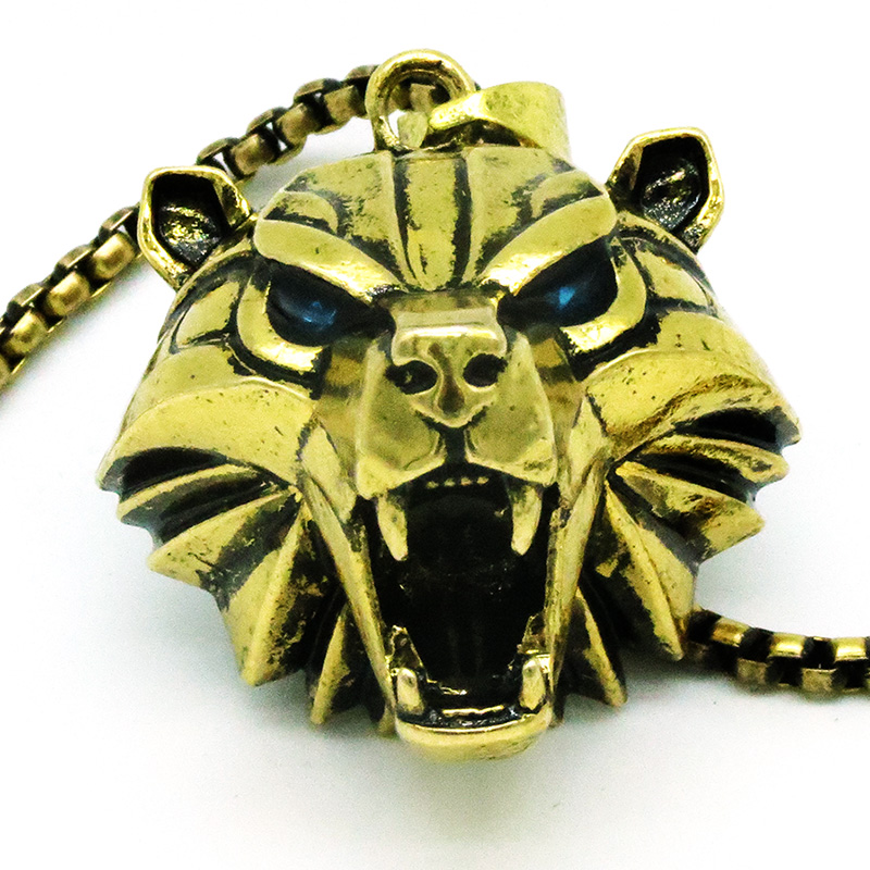 Caucasus Bear Medallion Pendan - Cobra Extruder 评论和价格